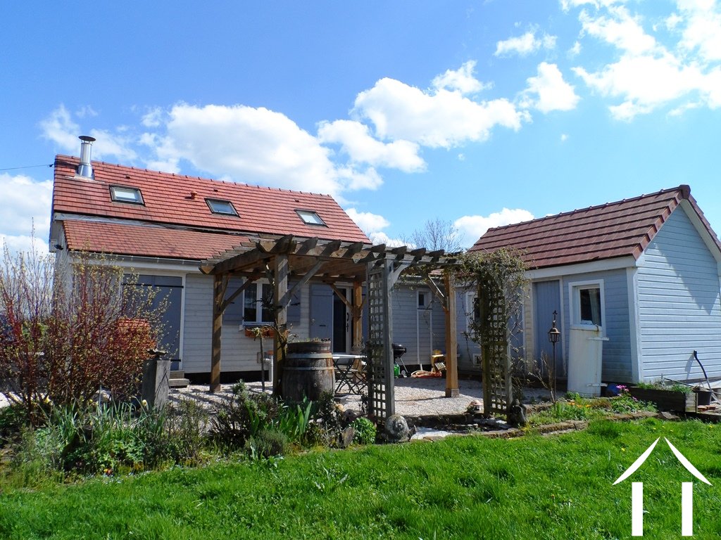 Haus mit Gästehaus zu verkaufen villegaudin, burgund