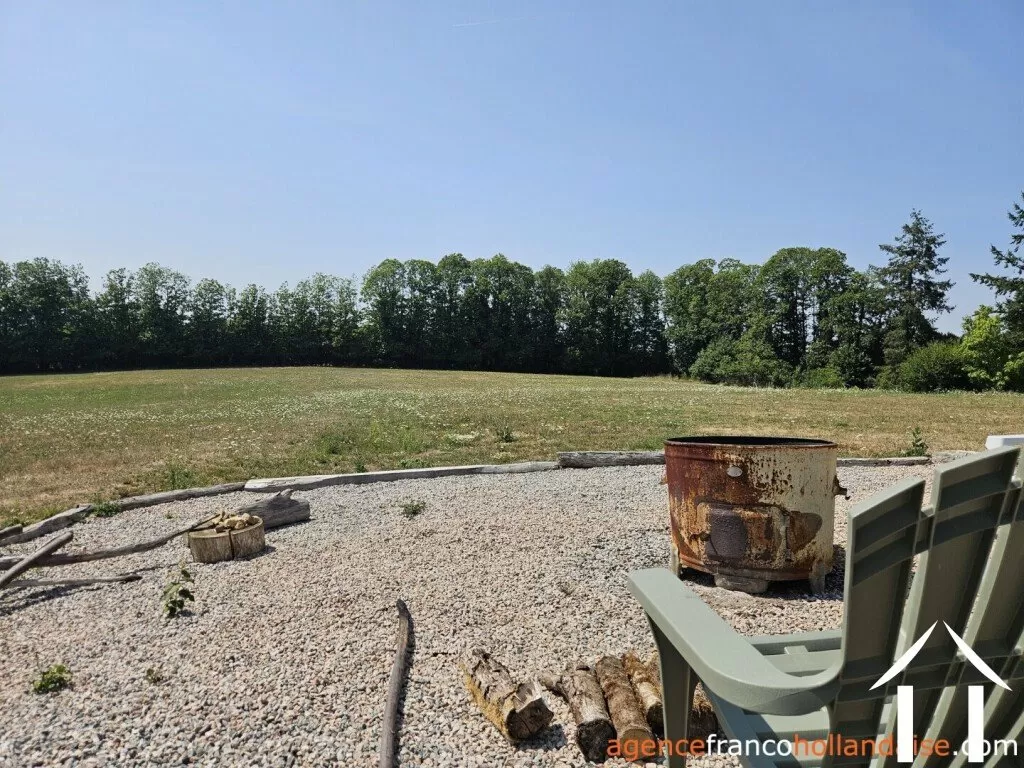 Haus zu verkaufen chalus, auvergne, Li1010 Bild - 11