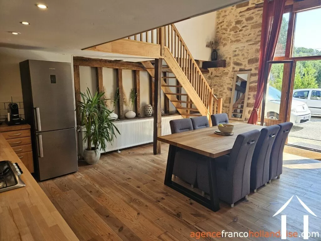 Haus zu verkaufen chalus, auvergne, Li1010 Bild - 19