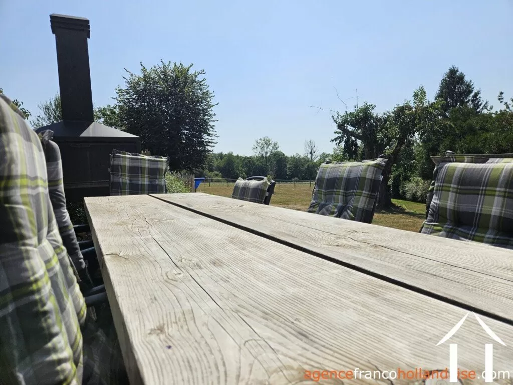 Haus zu verkaufen chalus, auvergne, Li1010 Bild - 31