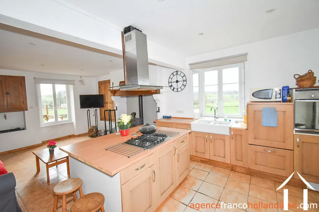 Haus zu verkaufen neuvic entier, limousin, Li1012 Bild - 12