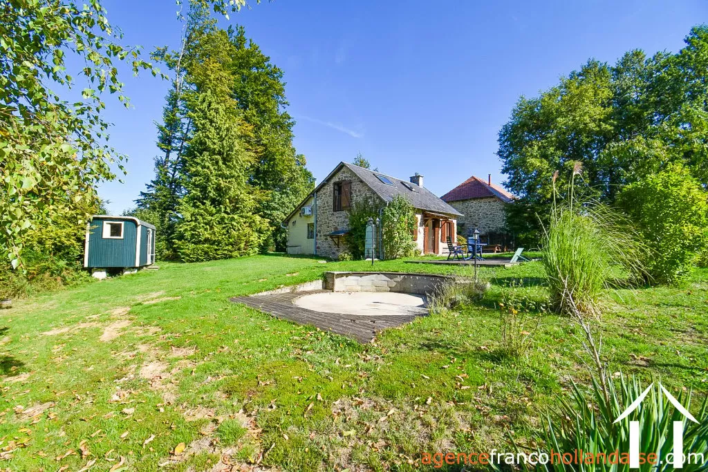 Haus zu verkaufen st germain les belles, limousin, Li1018 Bild - 22