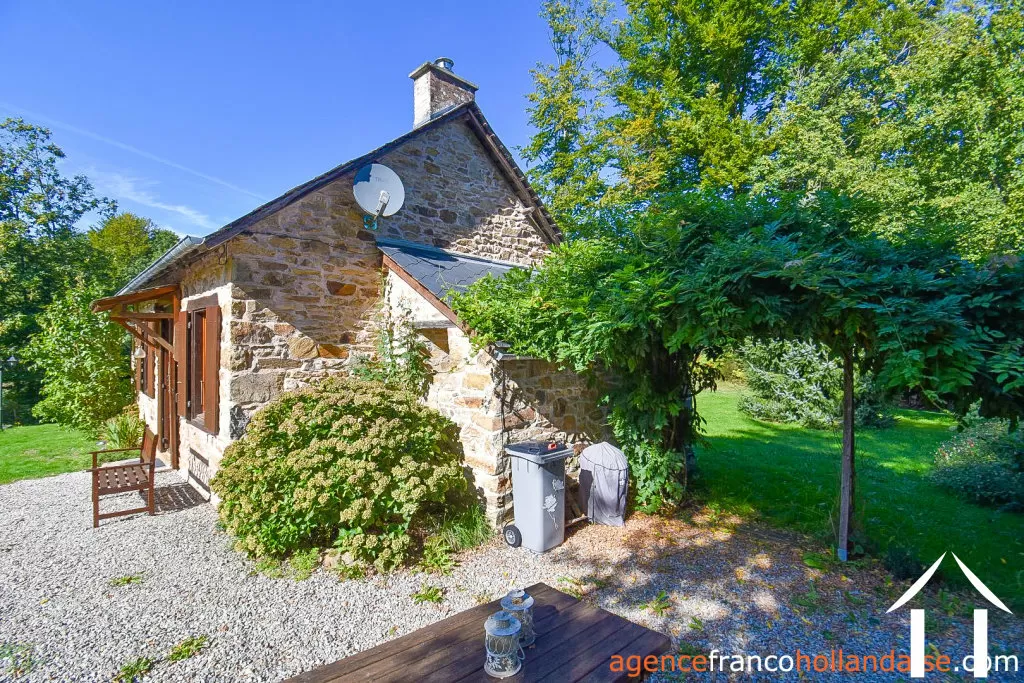Haus zu verkaufen st germain les belles, limousin, Li1018 Bild - 19