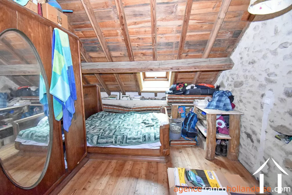 Haus mit Gästehaus zu verkaufen chateauneuf la foret, limousin, Li1025 Bild - 11