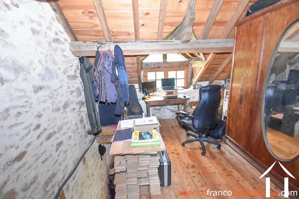 Haus mit Gästehaus zu verkaufen chateauneuf la foret, limousin, Li1025 Bild - 12