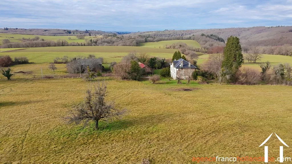Charming property with a spring and almost 10 acres
