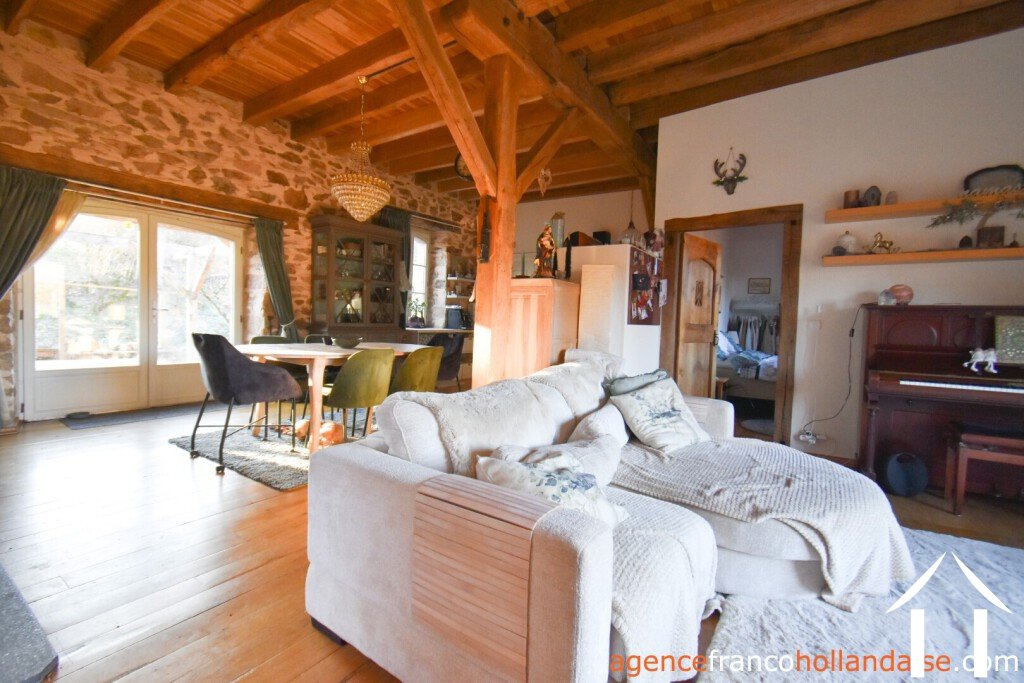 Haus zu verkaufen chateau chervix, limousin, Li1032 Bild - 8