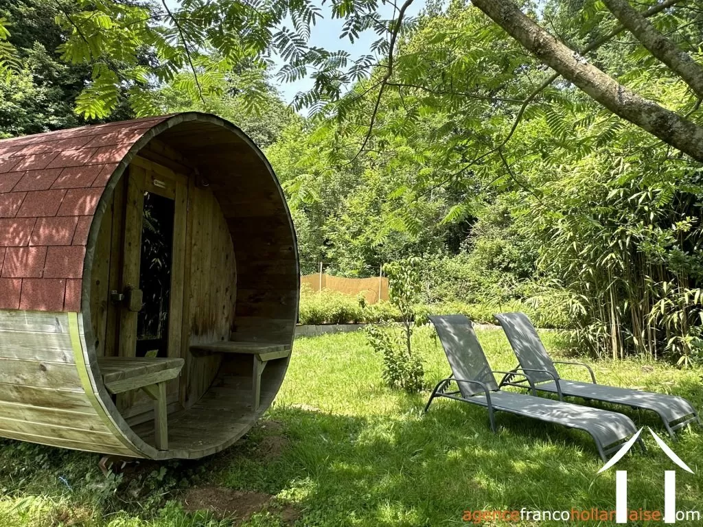 Haus zu verkaufen chalus, auvergne, Li1040 Bild - 18