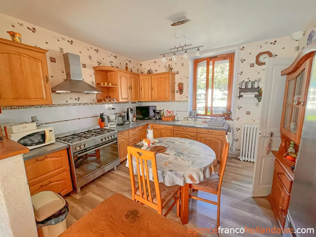 Dorfshaus zu verkaufen chateauneuf la foret, limousin, Li1043 Bild - 5