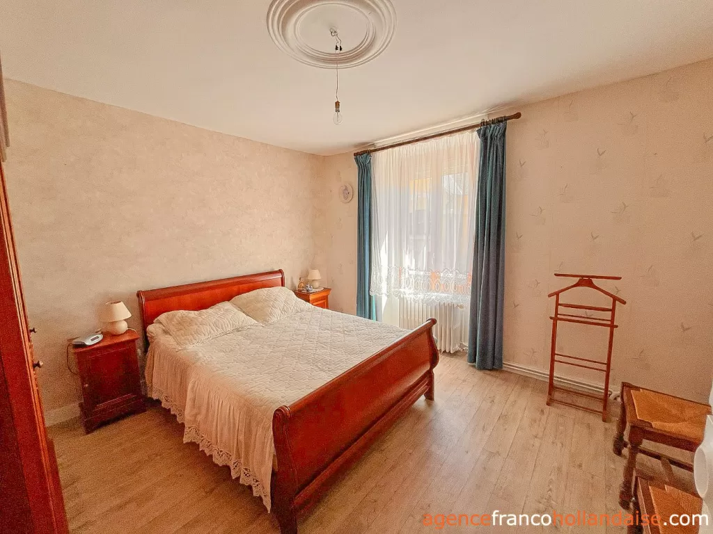 Dorfshaus zu verkaufen chateauneuf la foret, limousin, Li1043 Bild - 13