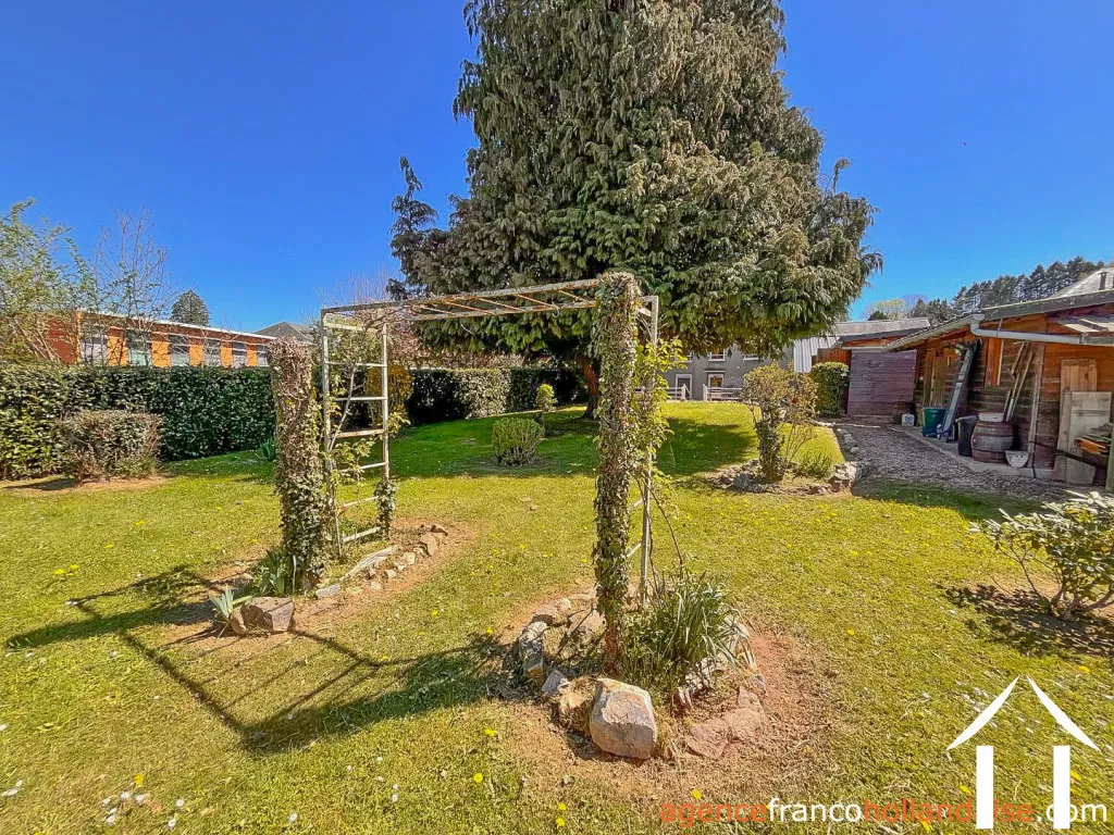 Dorfshaus zu verkaufen chateauneuf la foret, limousin, Li1045 Bild - 3