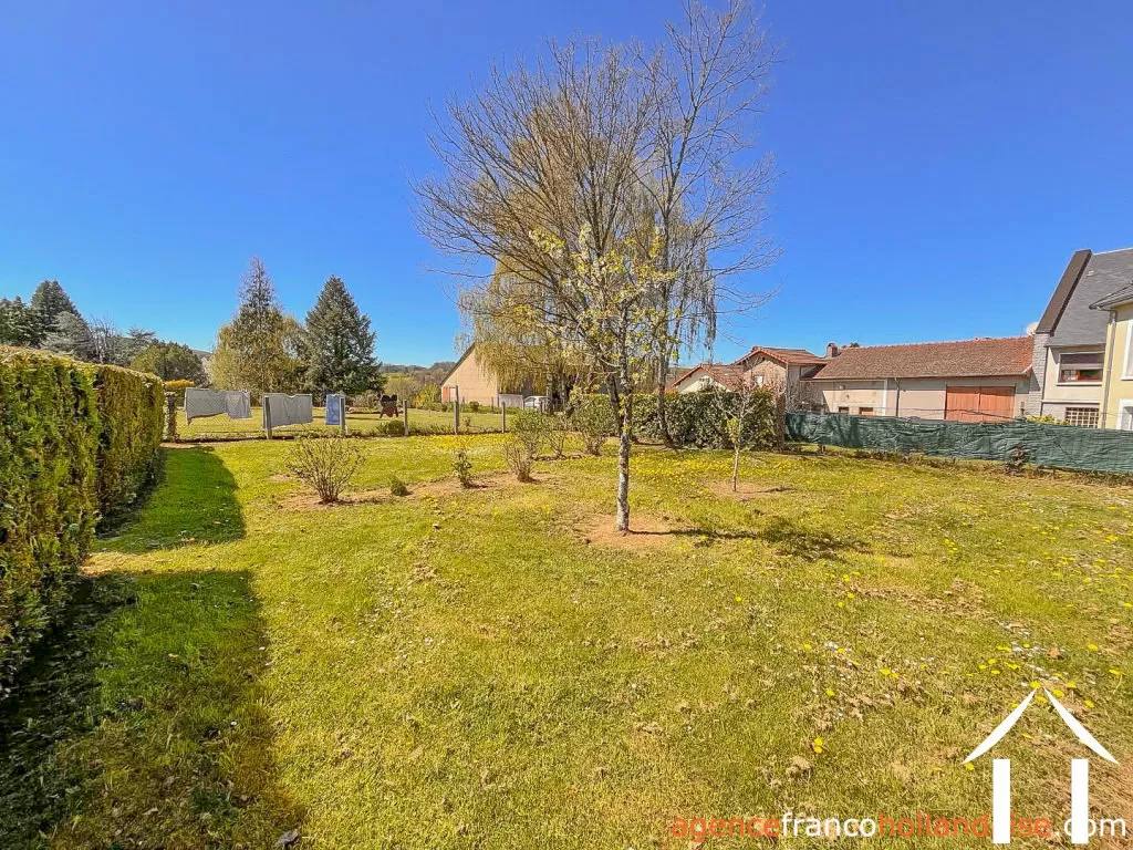 Dorfshaus zu verkaufen chateauneuf la foret, limousin, Li1045 Bild - 27