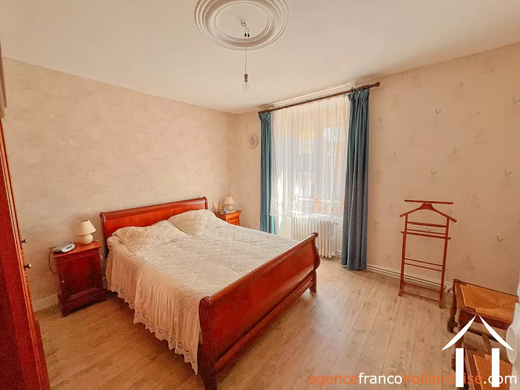 Dorfshaus zu verkaufen chateauneuf la foret, limousin, Li1045 Bild - 13