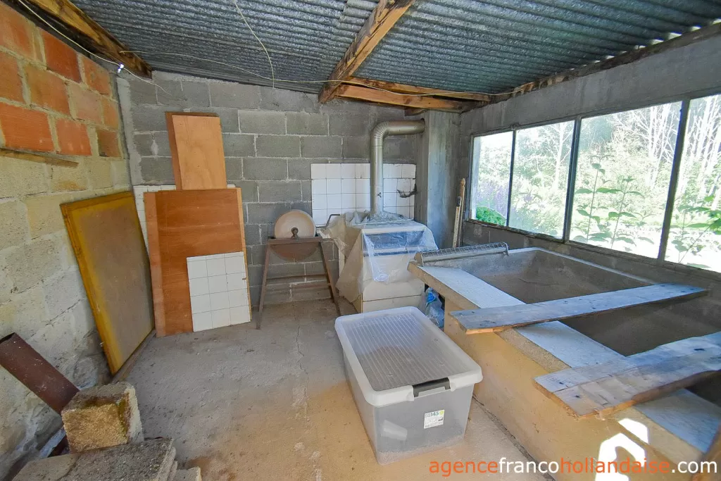 Immobilien 1 hectare ++ zu verkaufen chateauneuf la foret, limousin, Li1062 Bild - 39
