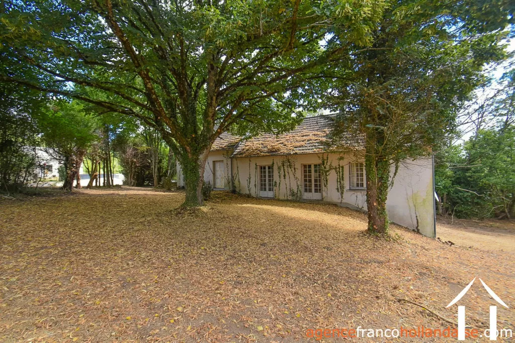 Dorfshaus zu verkaufen meilhards, limousin, Li1063 Bild - 1