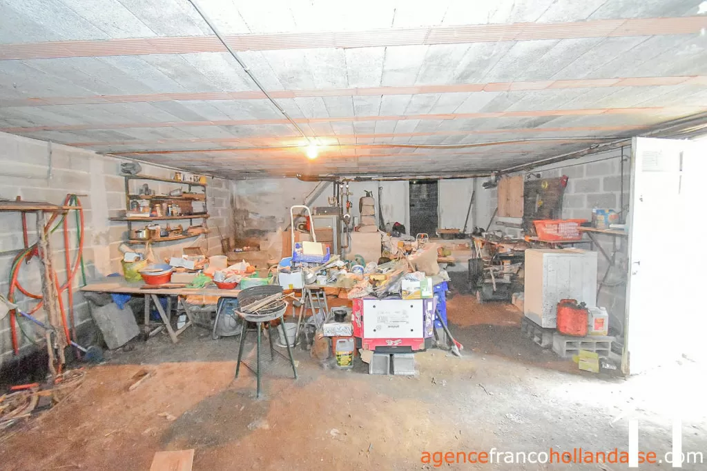 Dorfshaus zu verkaufen meilhards, limousin, Li1063 Bild - 36