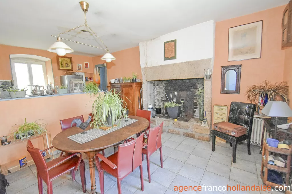 Haus mit Gästehaus zu verkaufen st germain les belles, limousin, Li1075 Bild - 12