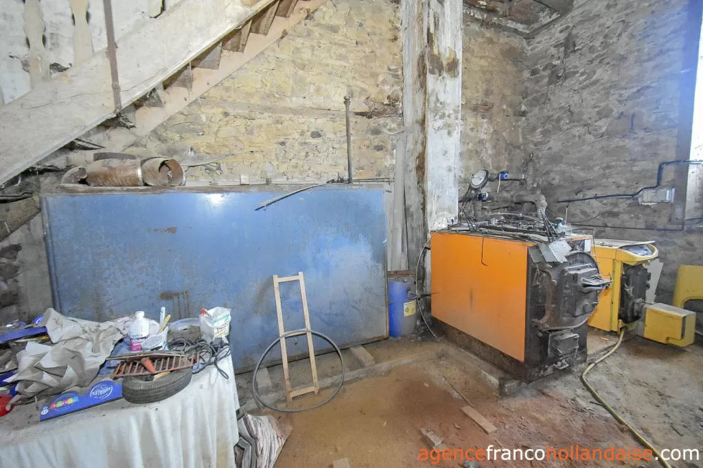 Haus mit Gästehaus zu verkaufen st germain les belles, limousin, Li1075 Bild - 28