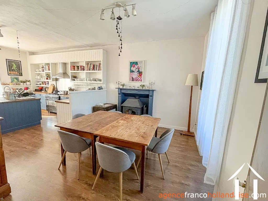 Dorfshaus zu verkaufen , Li1081 Bild - 3