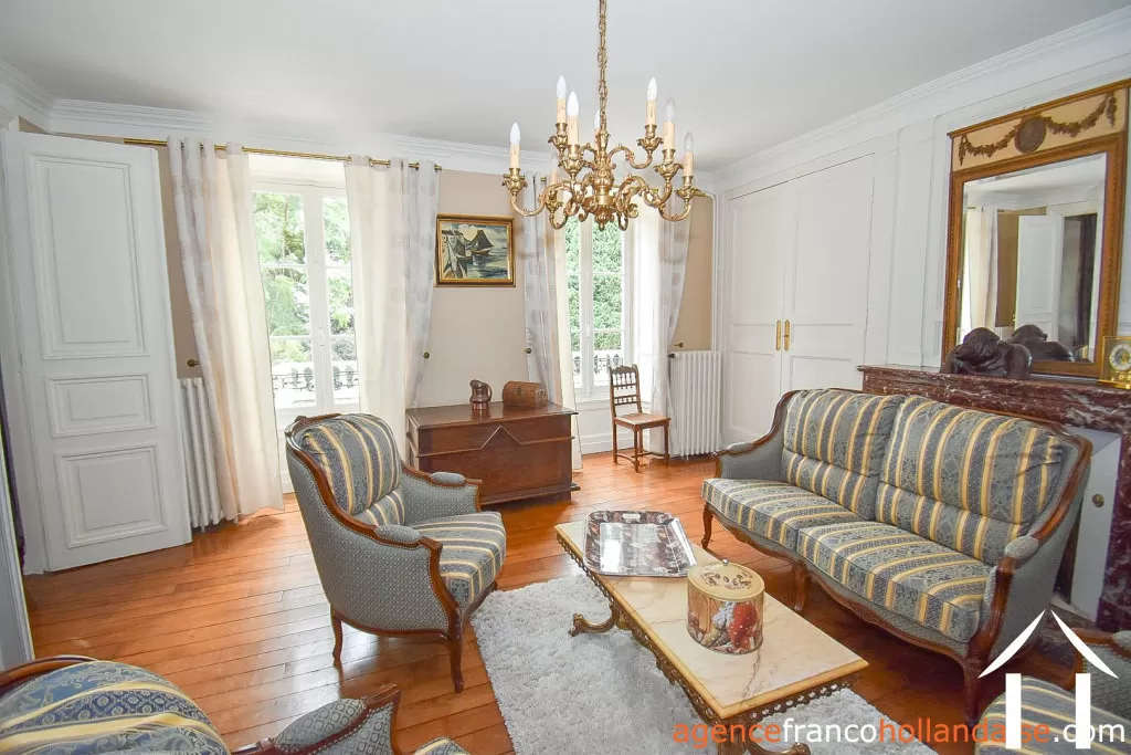 Herrenhaus zu verkaufen ussel, auvergne, Li944 Bild - 8