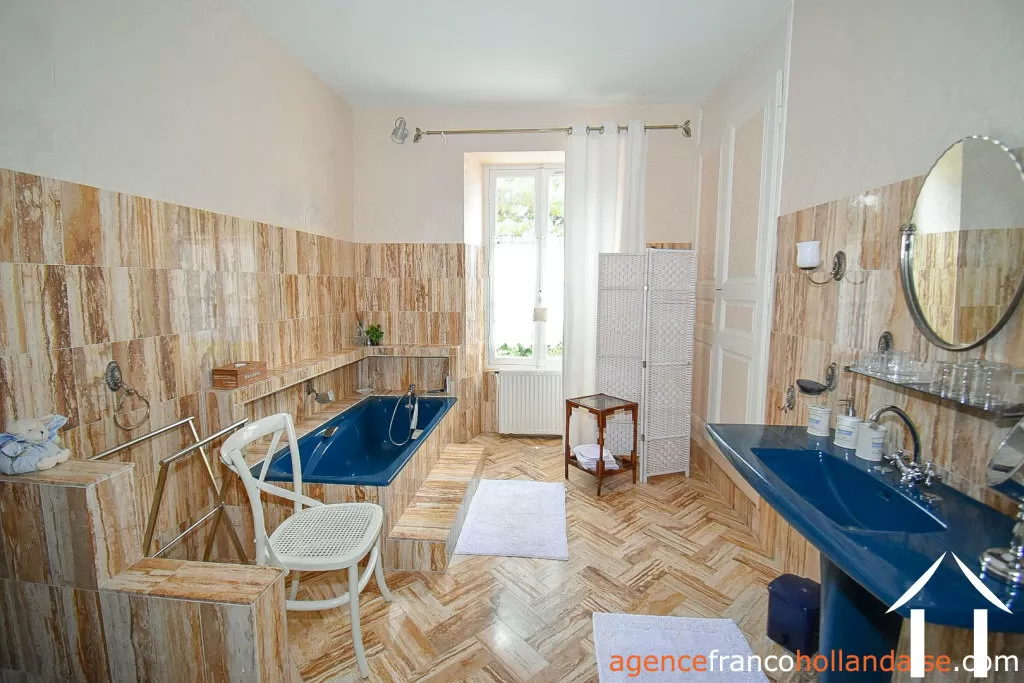 Herrenhaus zu verkaufen ussel, auvergne, Li944 Bild - 28