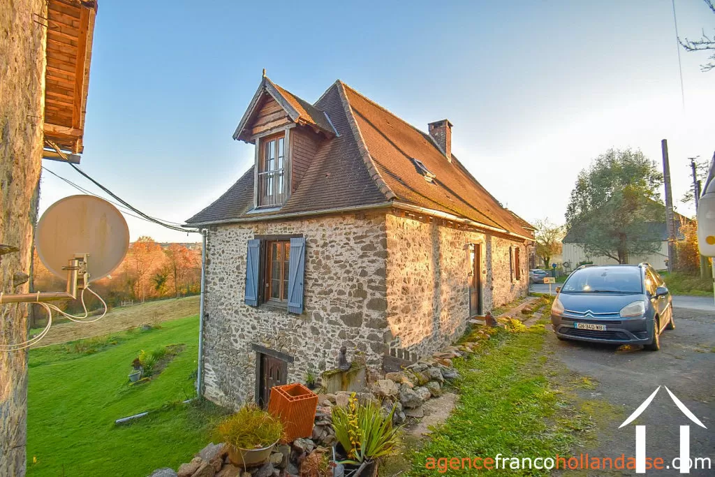 Haus mit Gästehaus zu verkaufen , Li953 Bild - 47