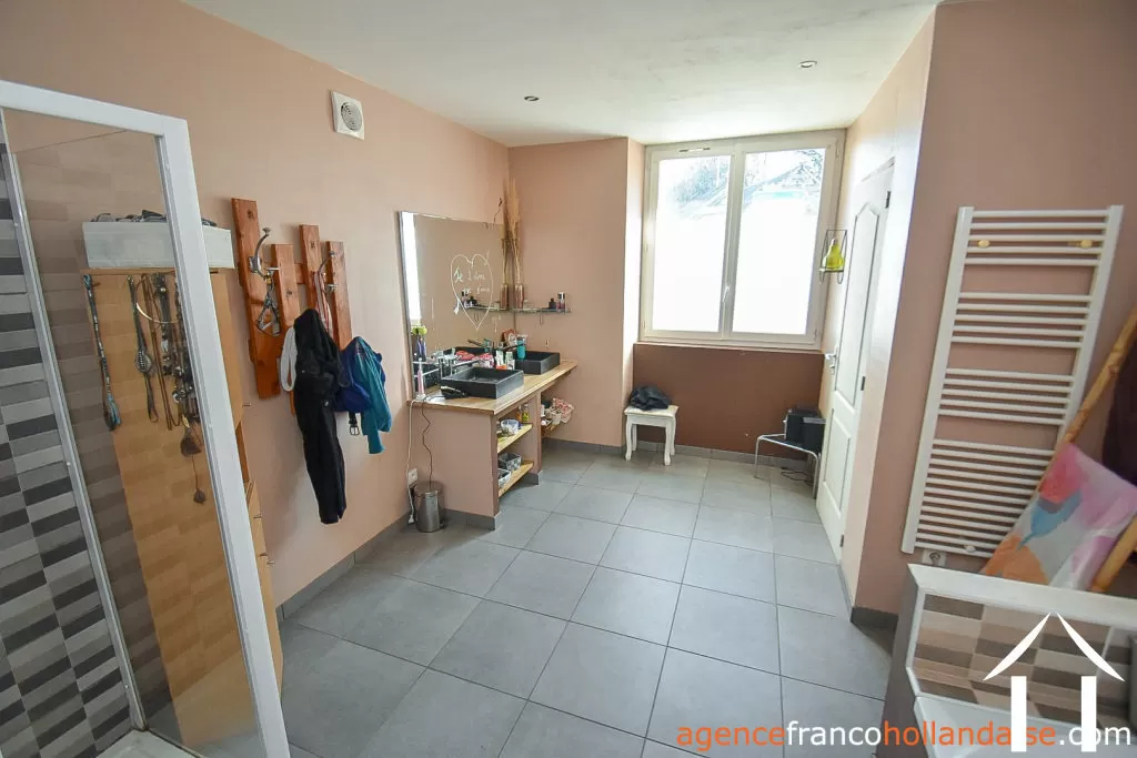 Haus zu verkaufen , Li965 Bild - 19