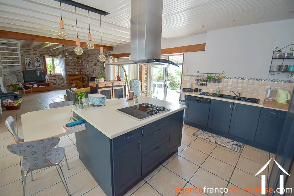 Haus zu verkaufen chateauneuf la foret, limousin, Li990 Bild - 7