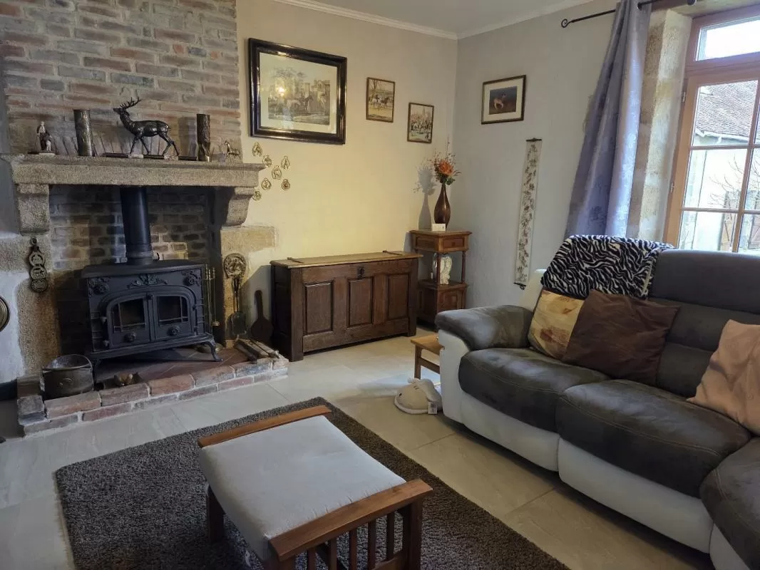 Bauerhaus zu verkaufen bourbon l archambault, auvergne, AP030071081 Bild - 2