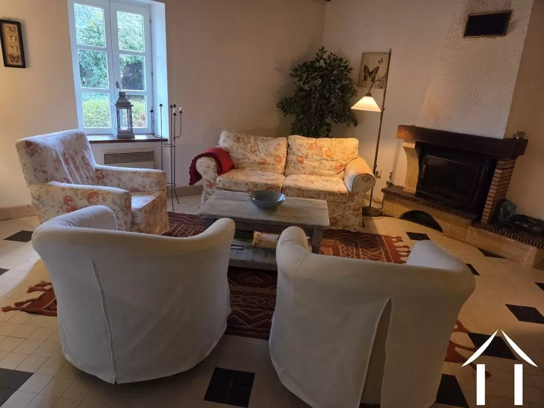 Haus zu verkaufen montaiguet en forez, auvergne, AP030071143 Bild - 2