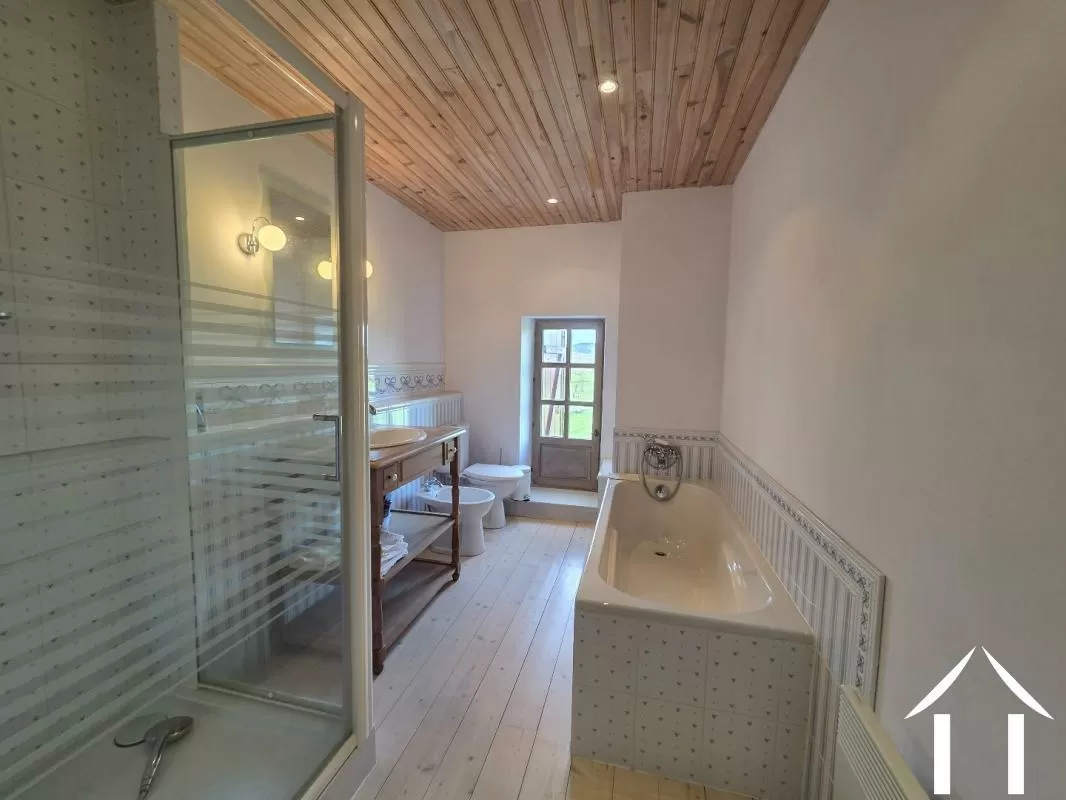 Haus zu verkaufen montaiguet en forez, auvergne, AP030071143 Bild - 7