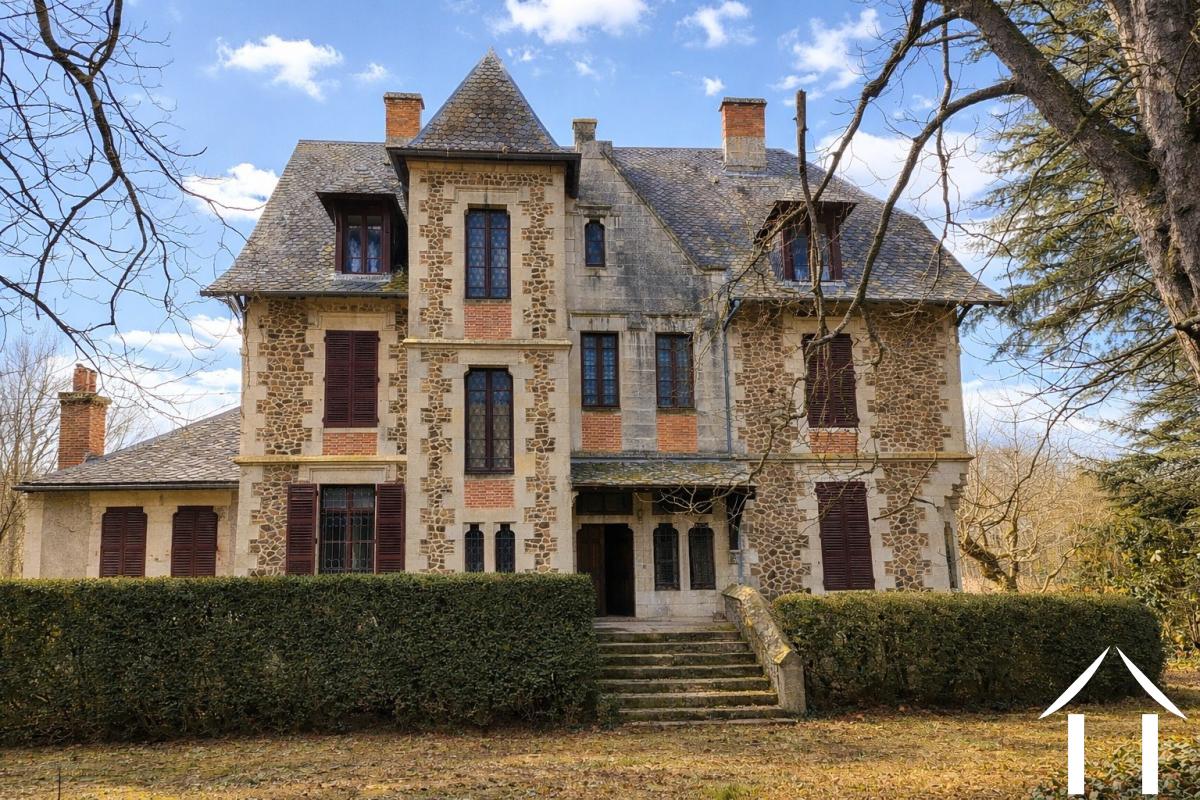 Herrenhaus zu verkaufen perrier, auvergne, AP030071152 Bild - 1
