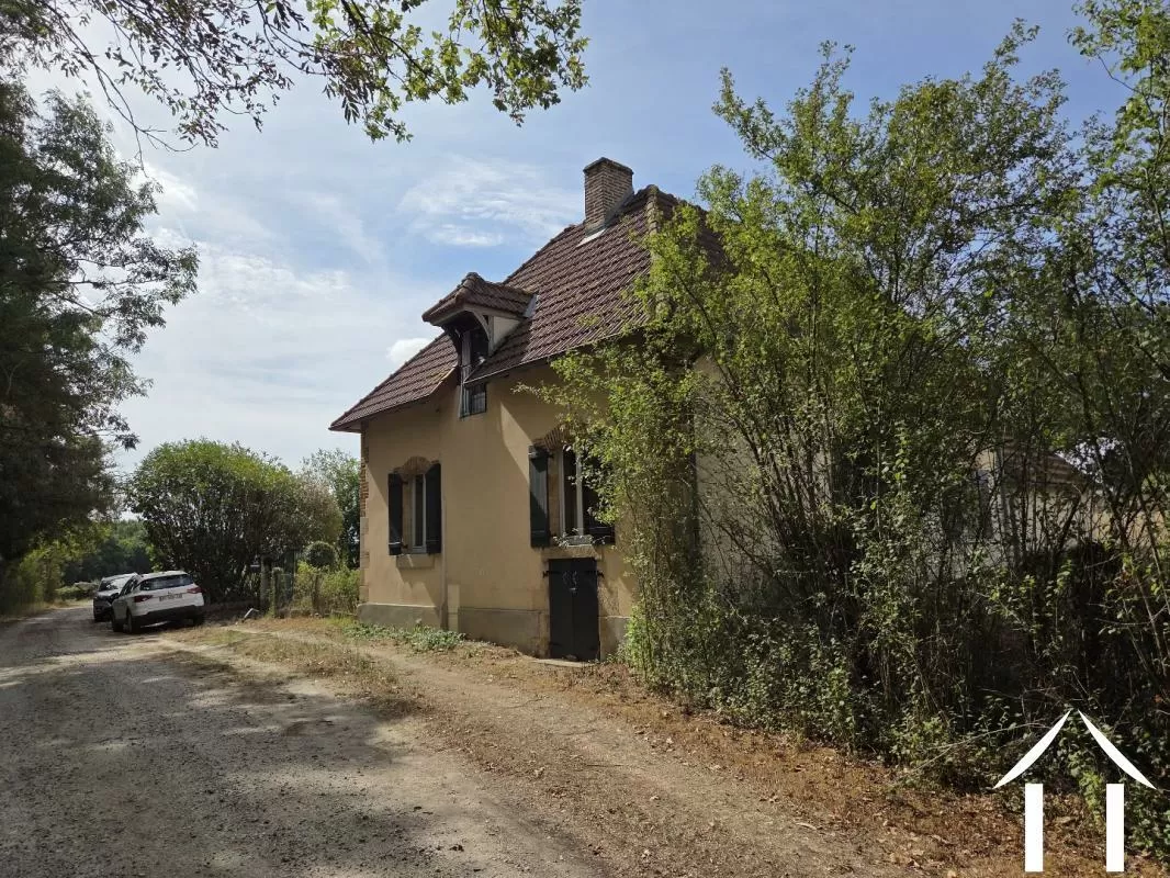Chateau zu verkaufen neuilly le real, auvergne, AP030071200 Bild - 10