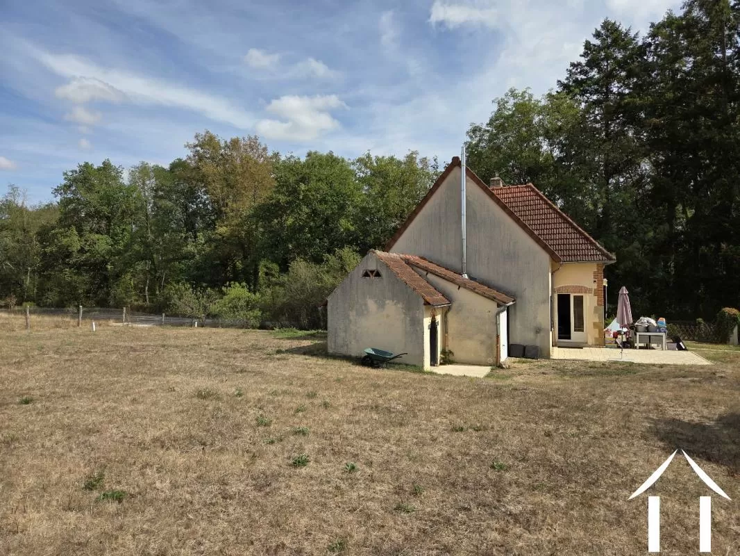 Chateau zu verkaufen neuilly le real, auvergne, AP030071200 Bild - 9