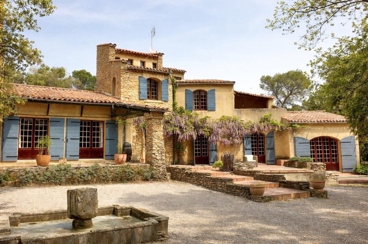 Immobilien 1 hectare ++ zu verkaufen uchaux, provence-cote-d'azur, EG11-2548 Bild - 2