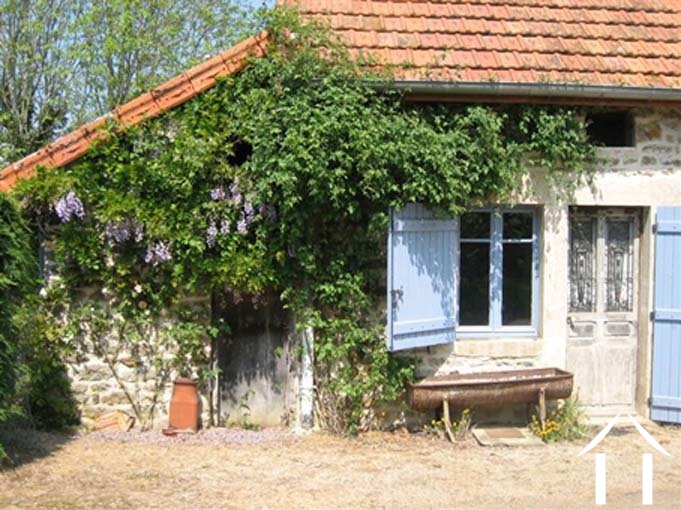 Door entrance to the sitting room