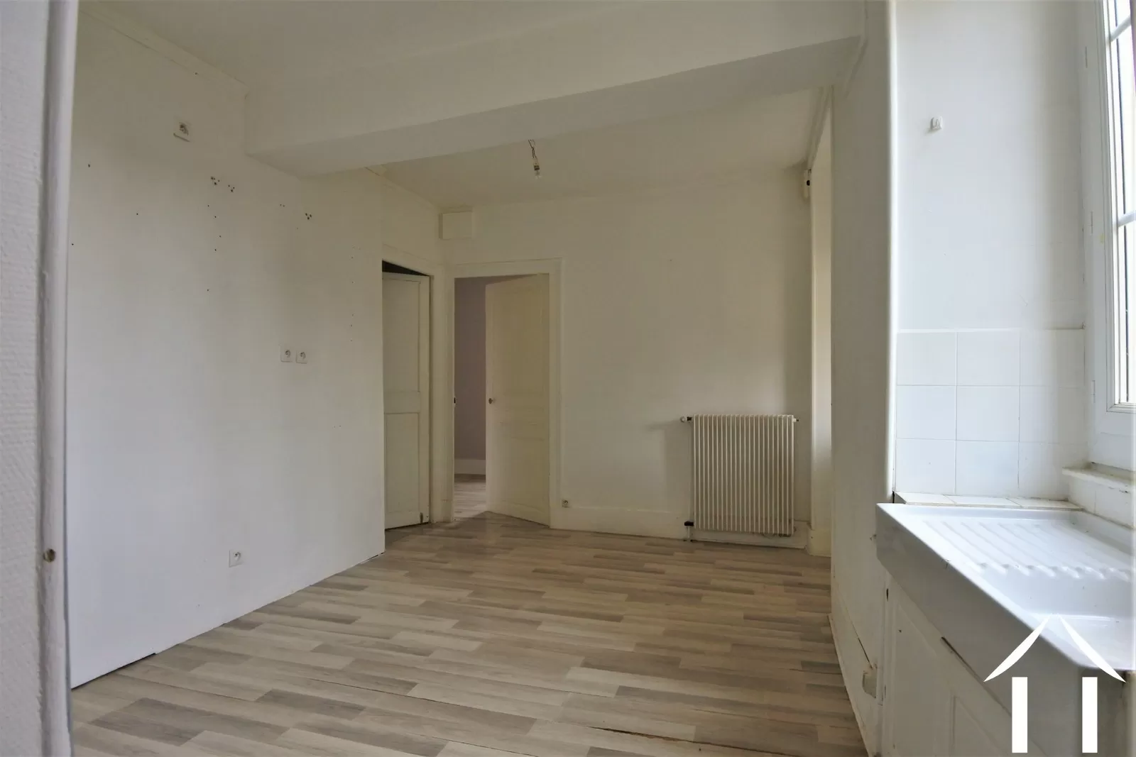 Dorfshaus zu verkaufen givry, burgund, JP5141S Bild - 9