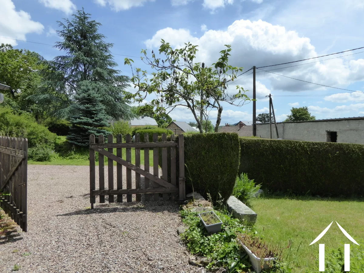 Charakterhaus zu verkaufen ouroux en morvan, burgund, MW5231L Bild - 21
