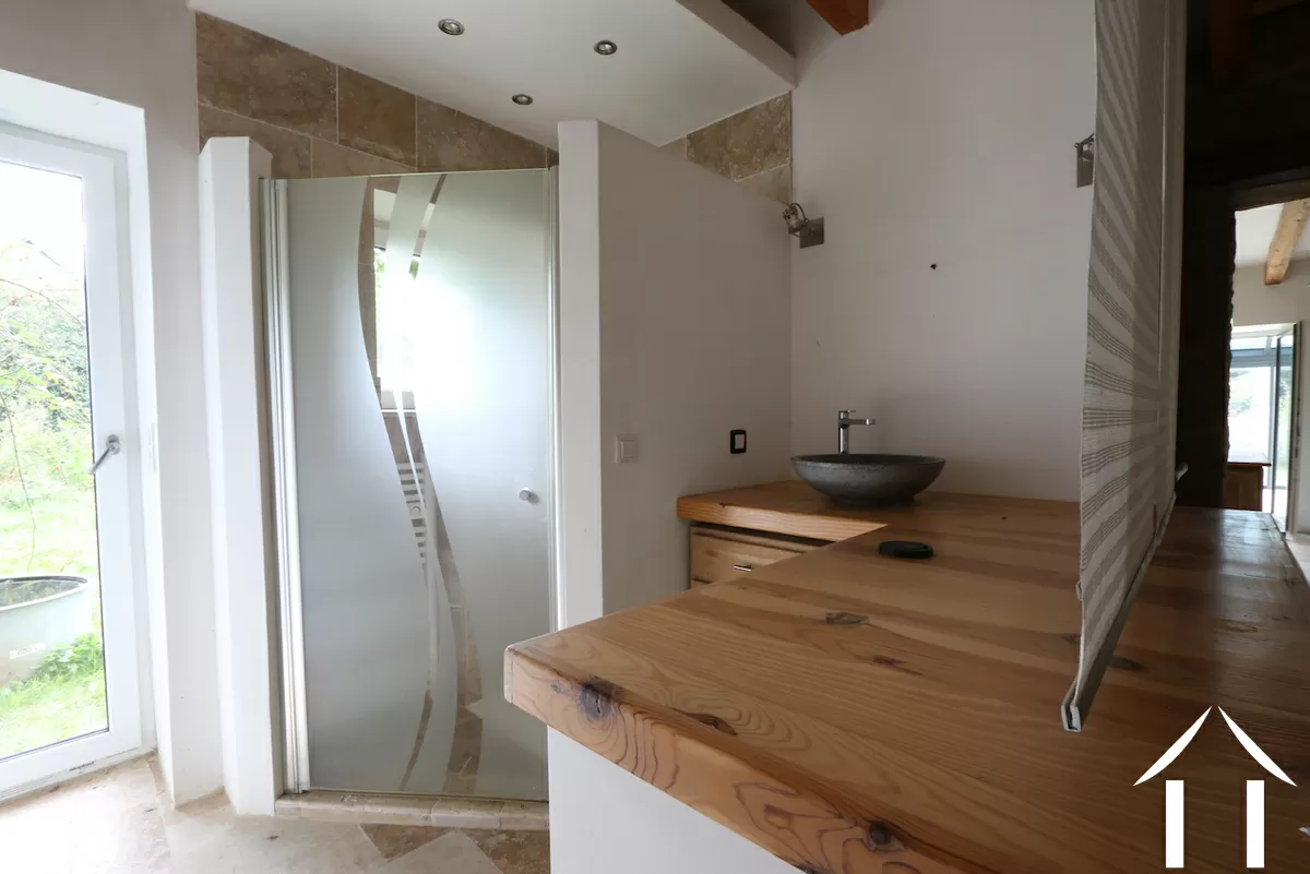 Badezimmer im Erdgeschoss