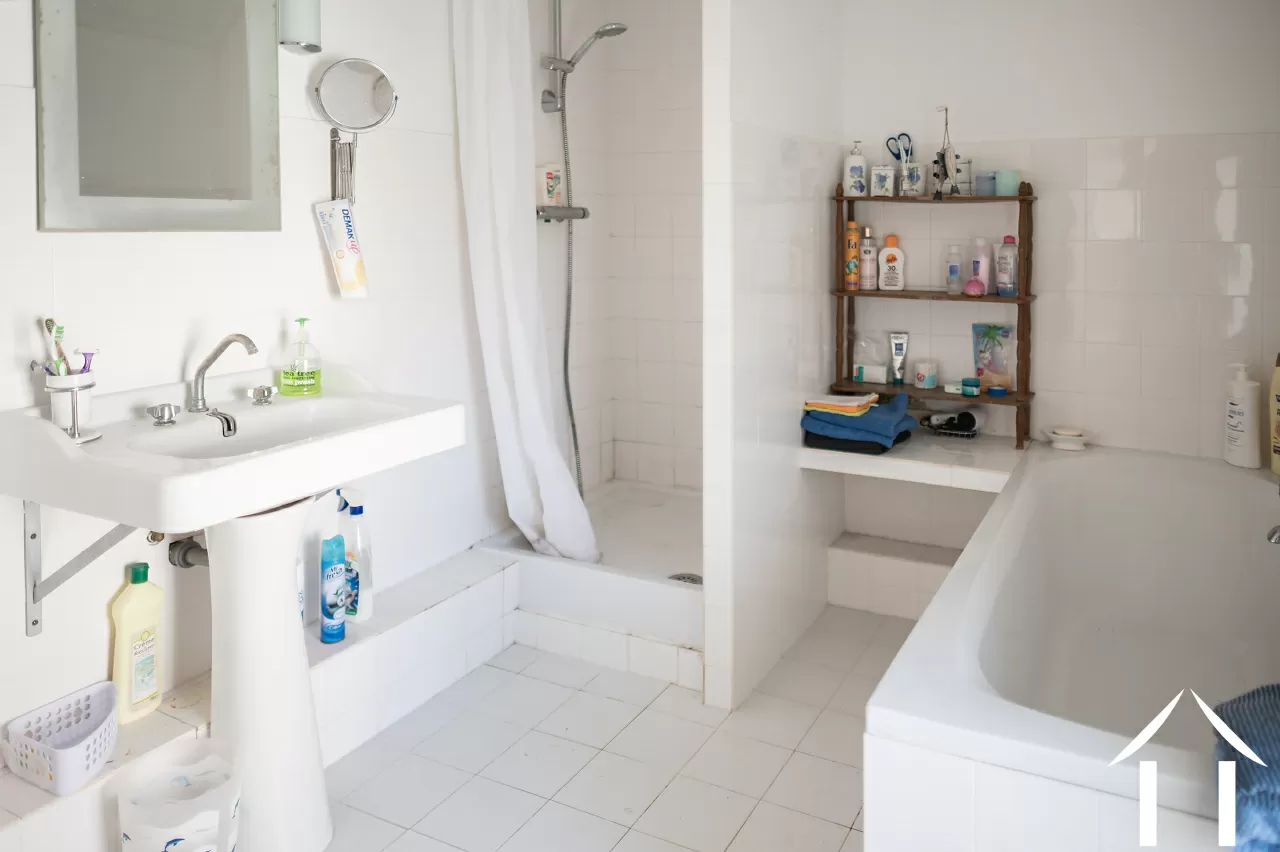 Haus zu verkaufen couches, burgund, BH5396H Bild - 11