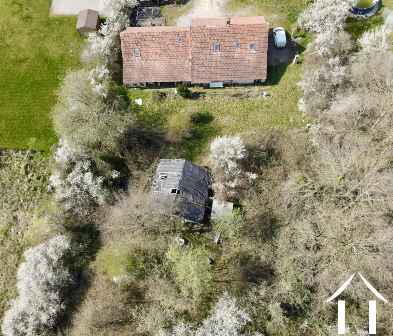 Haus zu verkaufen diconne, burgund, BH5434H Bild - 2