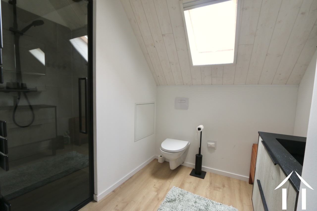 Badezimmer mit Toilette