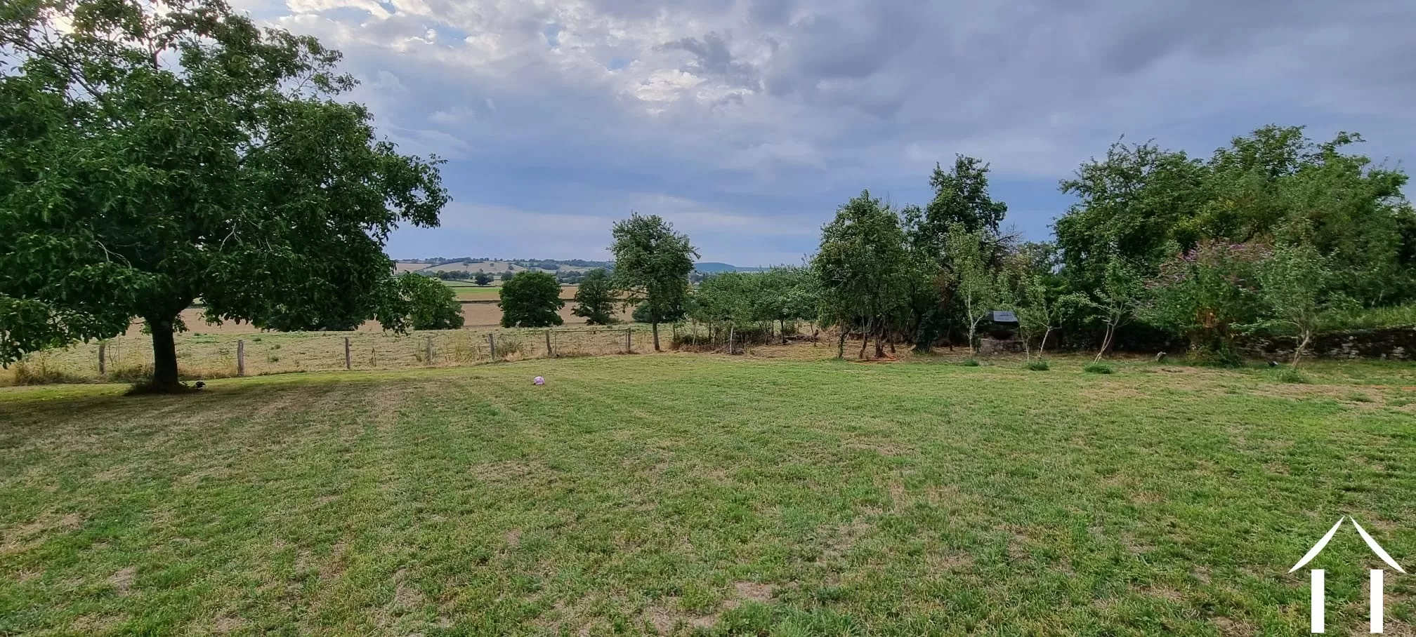 Haus zu verkaufen corbigny, burgund, cvh5643 Bild - 2