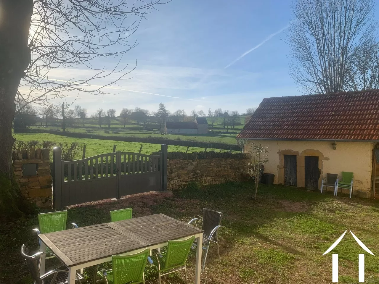 Vue de la maison facade avant