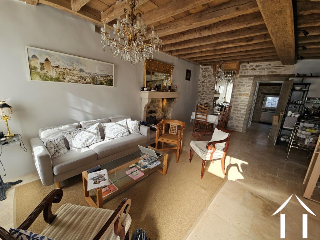 Übersicht über das Wohnzimmer im Erdgeschoss