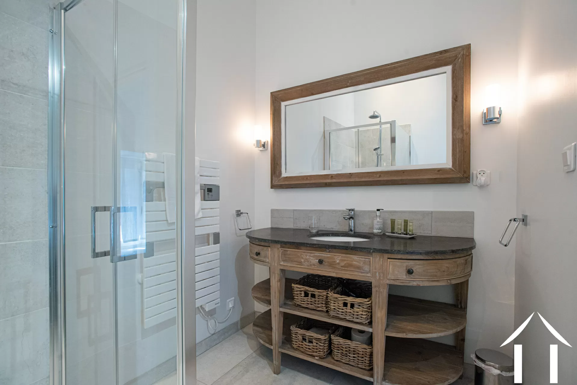 Dusche und Toilette für Schlafzimmer 2