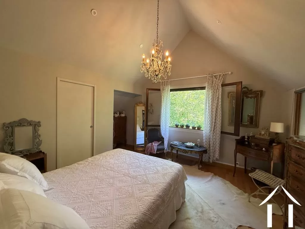 Hauptschlafzimmer mit eigenem Duschbad