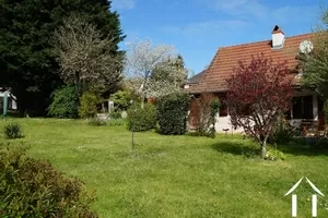 Dorfshaus zu verkaufen luzy, burgund, KM4188M Bild - 1