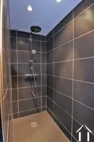 italien shower in master bedroom
