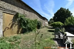 Immobilien 1 hectare ++ zu verkaufen neuvic entier, limousin, 777 Bild - 3